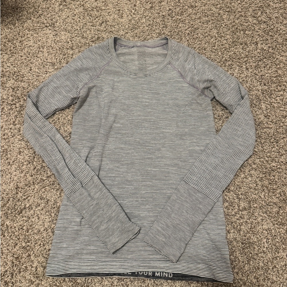 Lululemon Athletica Gray Striped Long Sleeve Top